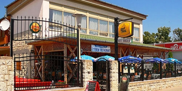 Hotel Bungallo