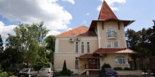 Platán Hotel és Étterem